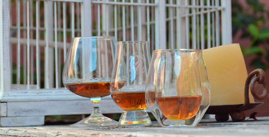 Woodford Reserve Glencairn Whiskey Tasting and Nosing Snifter 