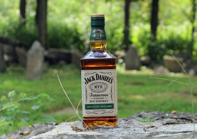 Jack Daniel’s Rye Whiskey Review – The Whiskey Reviewer